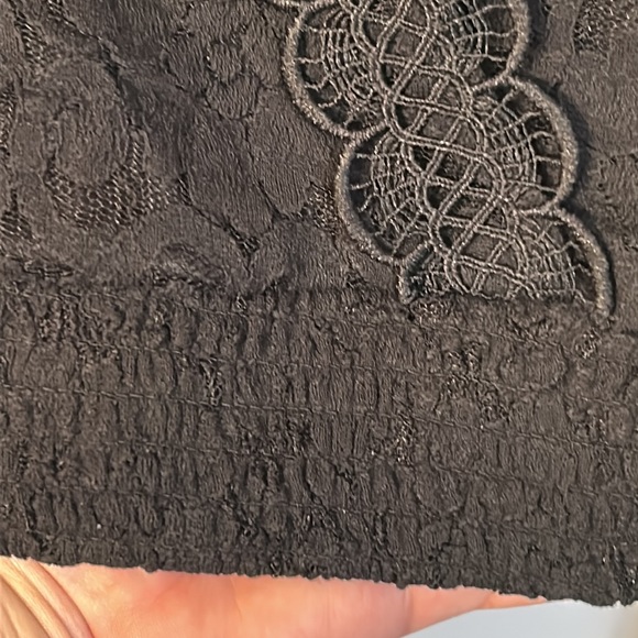 NWT Torrid faux wrap stretch lace top, size 3X - Picture 4 of 7